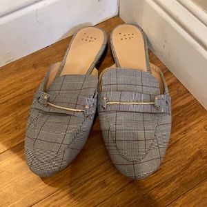 Plaid Slides